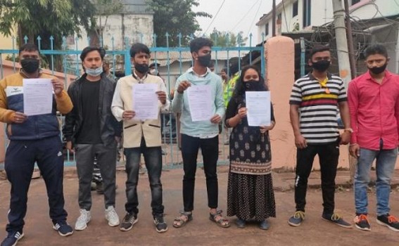 NSUI Demands immediate Arrests of Traffic Policemen for assaulting College students NSUI Demands immediate Arrests of Traffic Policemen for assaulting College students